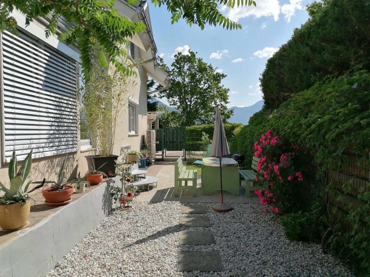 Garden Paradise Bled Apartments - Garden, Pond And Castle View 외부 사진