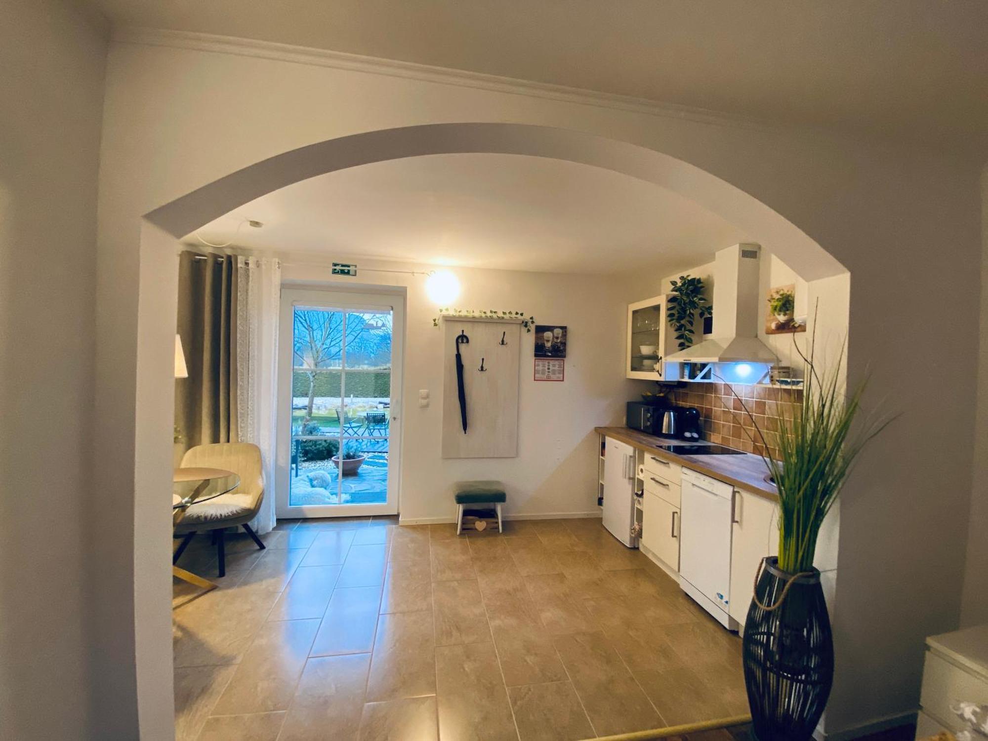 Garden Paradise Bled Apartments - Garden, Pond And Castle View 외부 사진