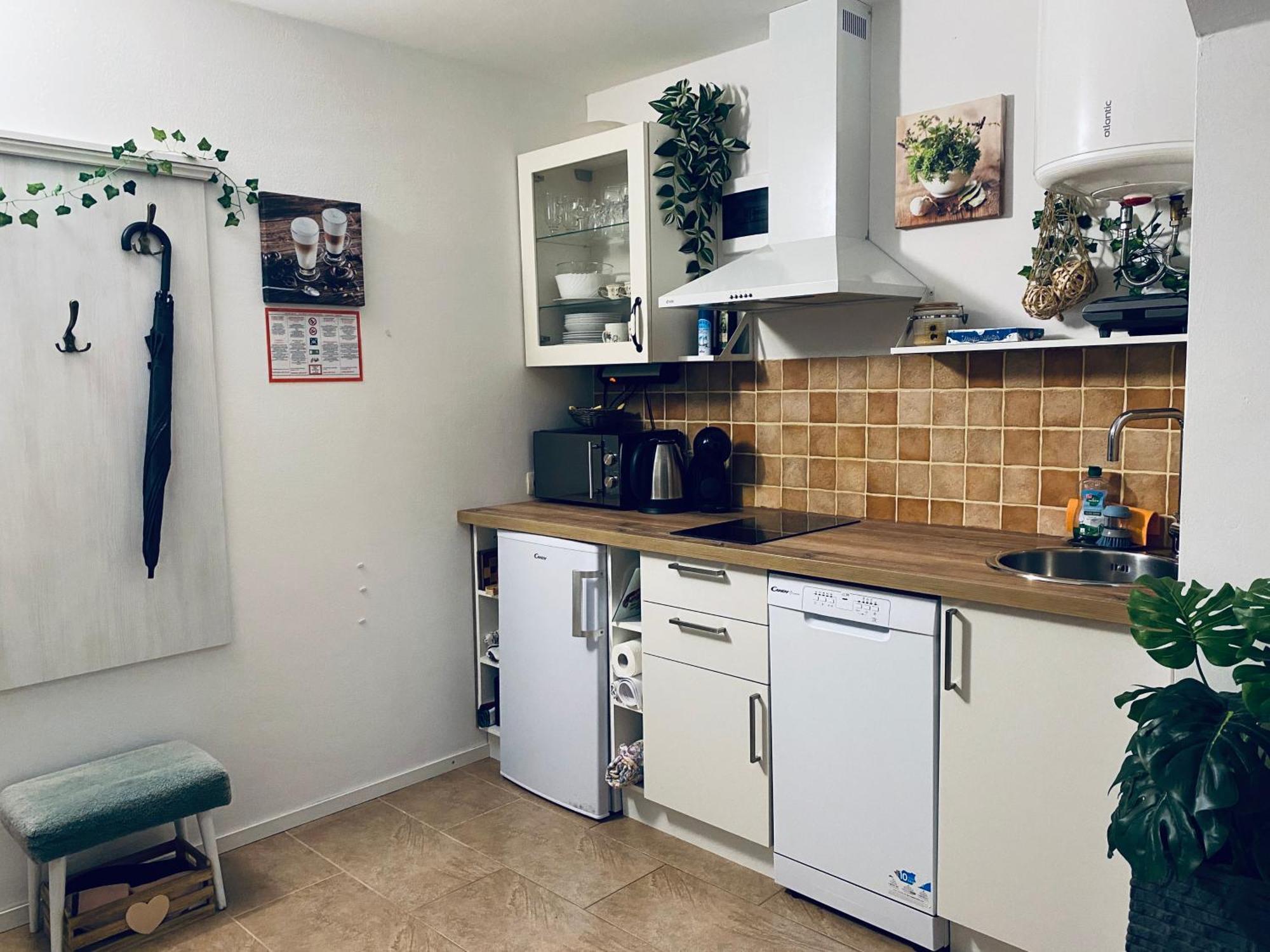Garden Paradise Bled Apartments - Garden, Pond And Castle View 외부 사진