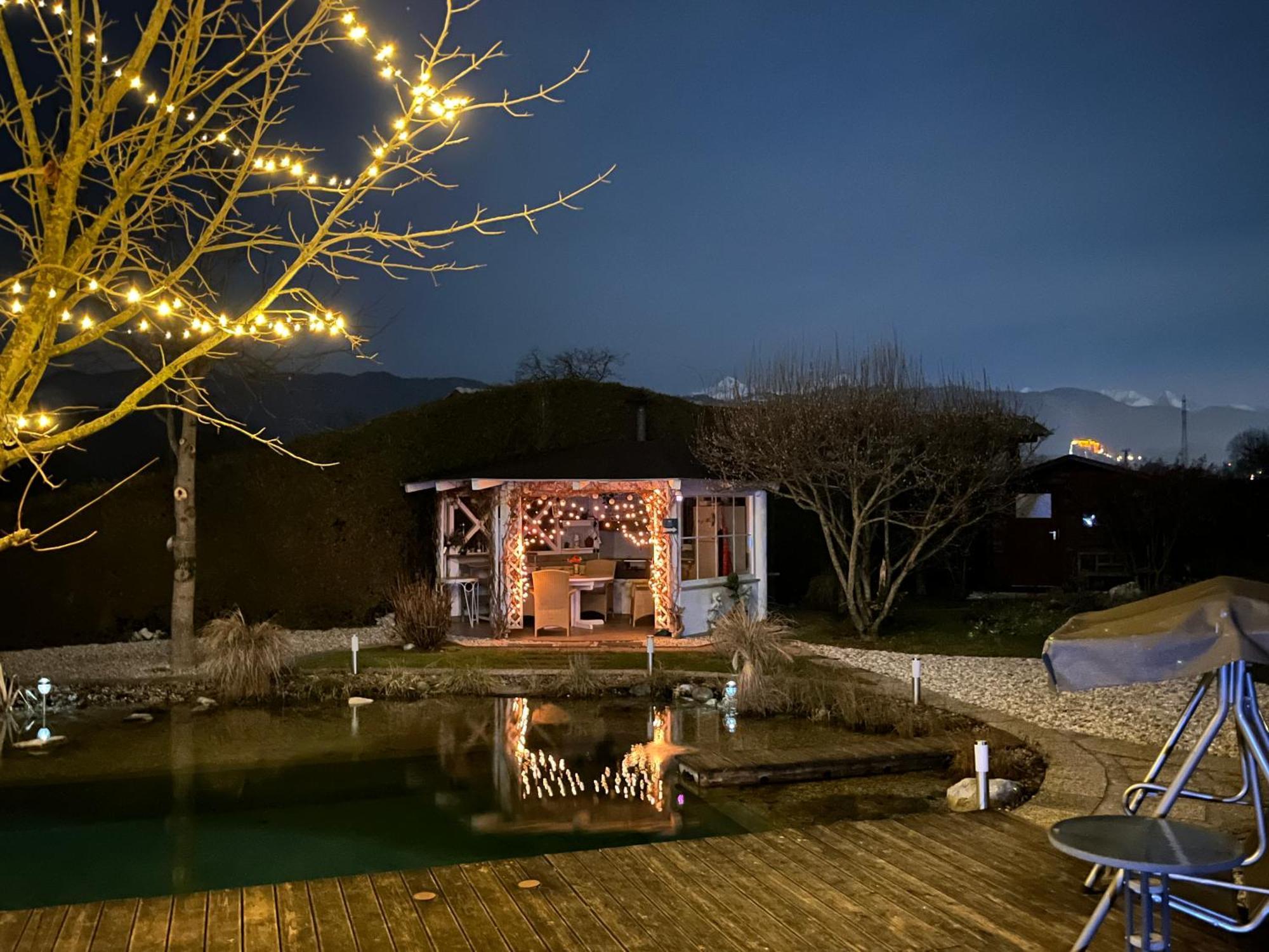 Garden Paradise Bled Apartments - Garden, Pond And Castle View 외부 사진